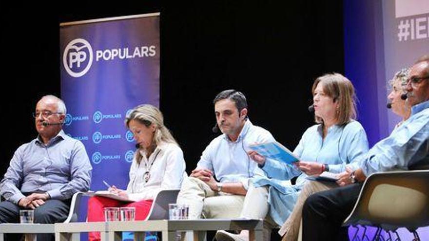 El PP de Ibiza abordará la situación política de la isla.