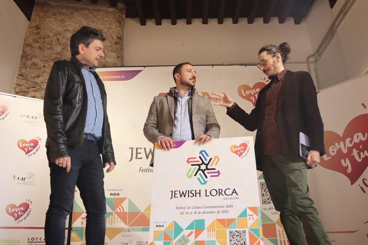Luis Torres del Alcázar, Francisco Morales y Miguel Tébar, durante la presentación del festival, este martes.