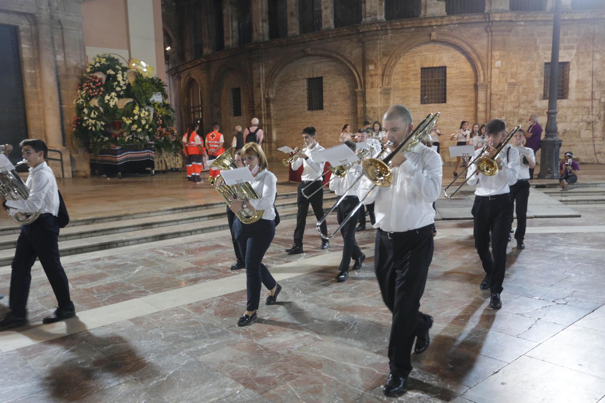 Búscate en el segundo día de Ofrenda por la calle de Caballeros (entre las 21.00 y las 22.00 horas)