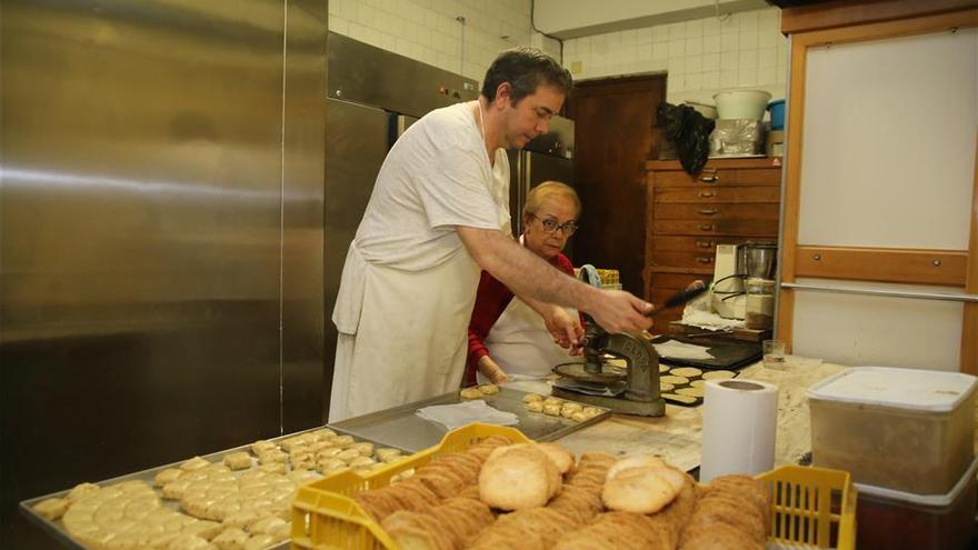 &#039;Coquetes&#039; tradicionales de Castelló para celebrar Sant Antoni