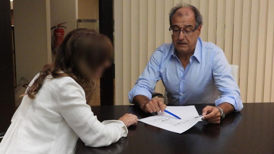 Una ourensana, exonerada de una deuda de 316.000 euros: “Siento alivio; dormía mal y tuve depresión”