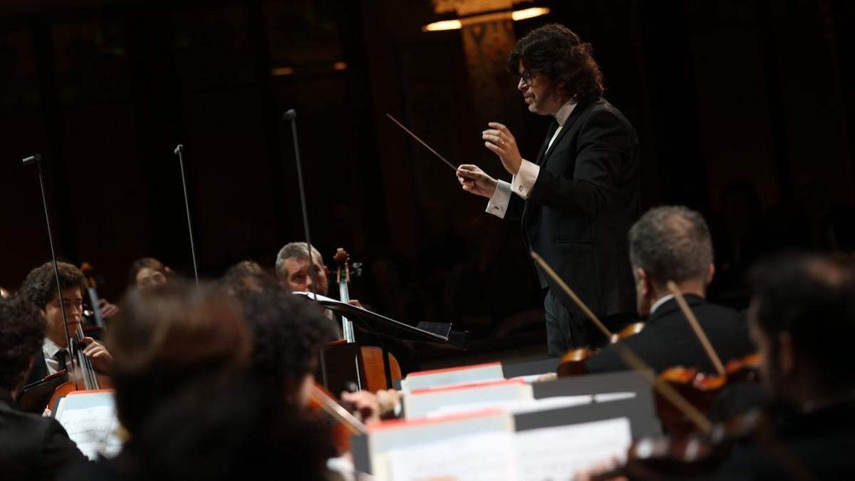 Tomas Grau con la Franz Schubert Filharmonia.