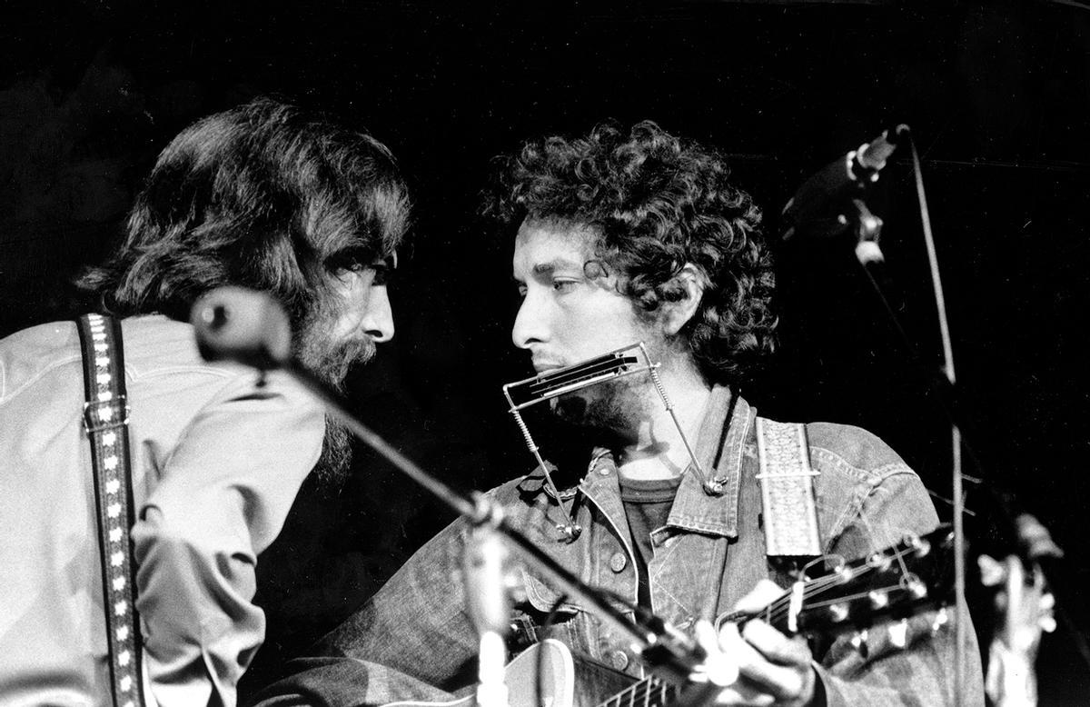 George y Bob Dylan en el Concierto para Bangla Desh, en agosto de 1971