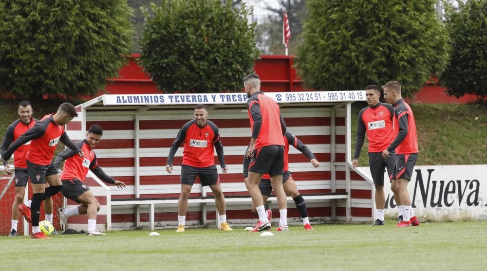 Entrenamiento del Sporting en Mareo.