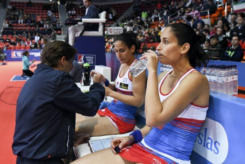 Las gemelas Alayeto, finalistas tras un sufrido partido de más de tres horas