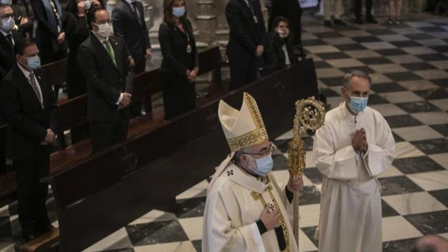 La Catedral y las parroquias asturianas acogerán una misa por los fallecidos por el coronavirus