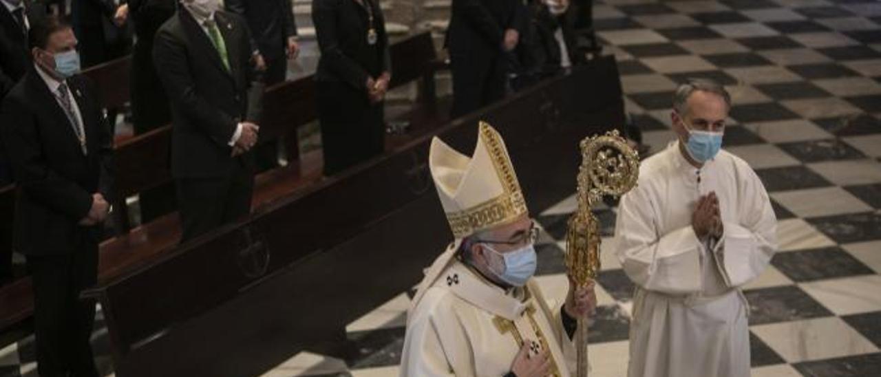 La Catedral y las parroquias asturianas acogerán una misa por los fallecidos por el coronavirus