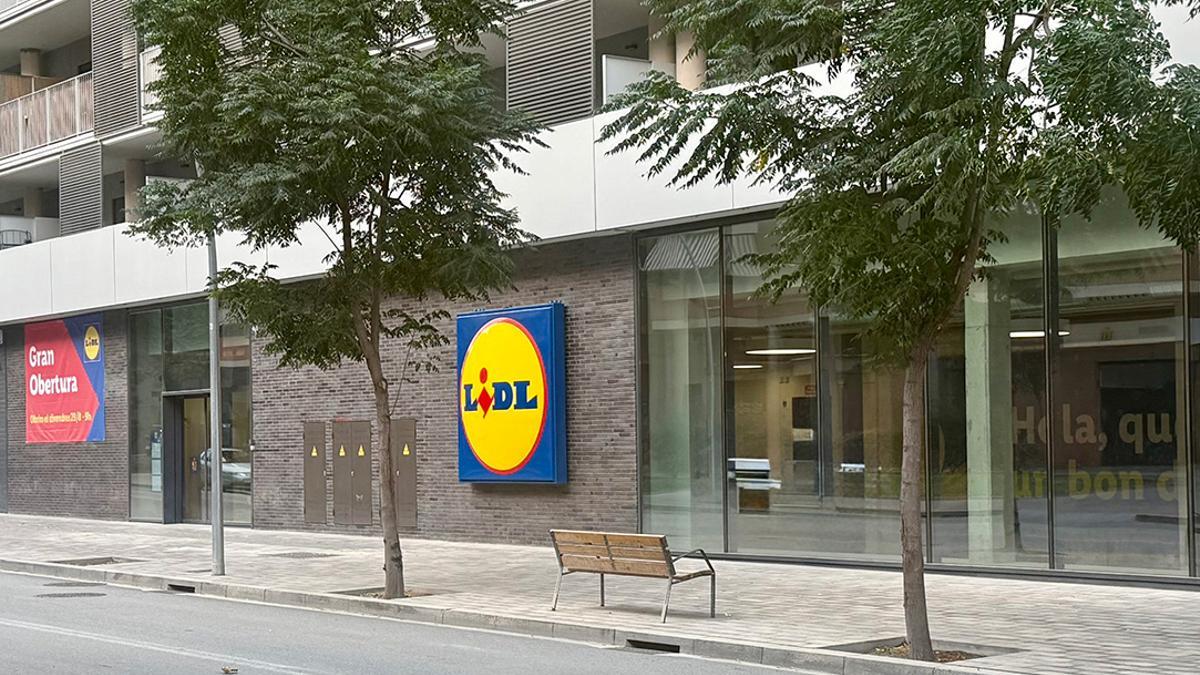 Aterriza en Lidl la chaqueta más elegante y barata de la temporada: disponible por 12,99 euros y en tres colores