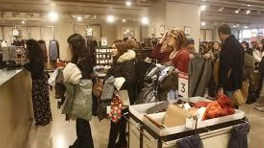 Los precios suben en Córdoba el 1,1% por el aumento del vestido y calzado