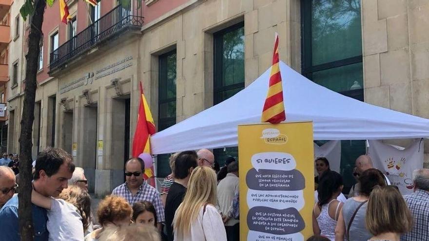 Recogida de firmas en Comunidad Valenciana.