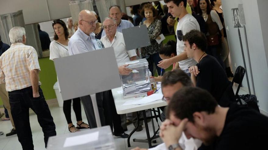 La participació arriba al 37,52% a les 13.00 h a l&#039;Alt Empordà