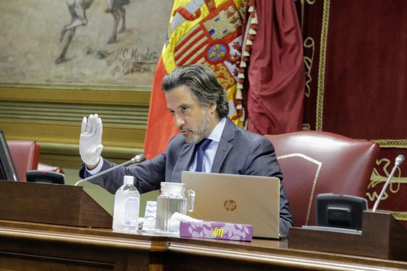 Pleno del Parlamento de Canarias  preside Gustavo Matos , presidente del gobierno , Victor Torres   | 19/05/2020 | Fotógrafo: Delia Padrón