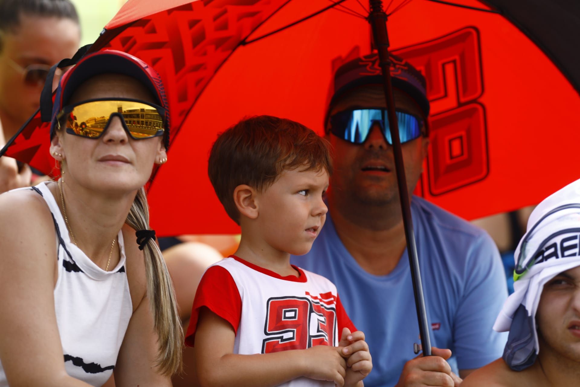 En imágenes | El público vuelve a disfrutar de los mejores motociclistas del mundo en Motorland