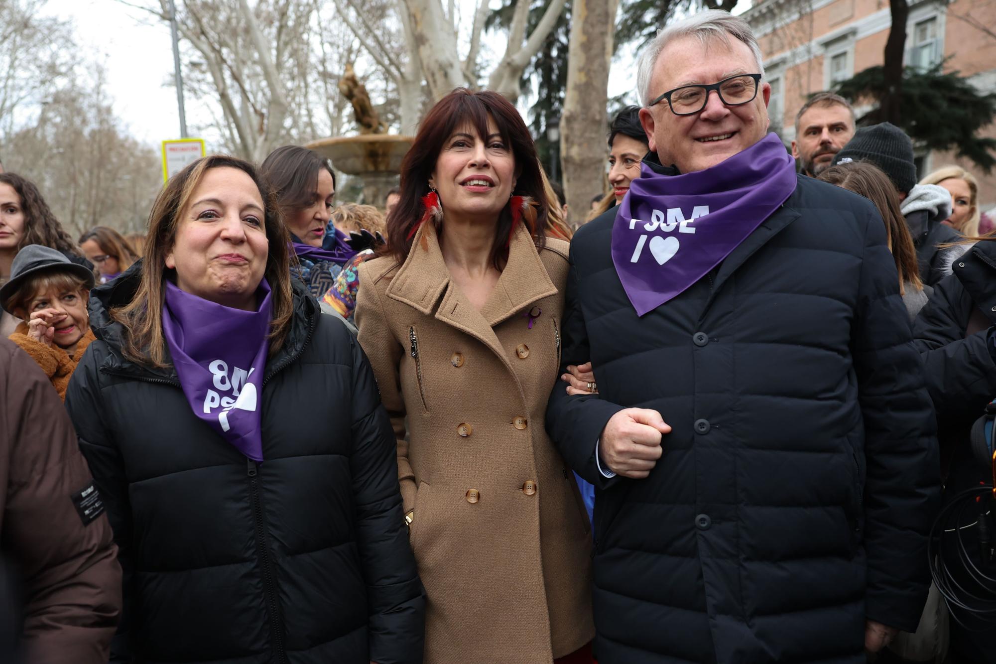 Manifestación de la Comisión 8M bajo el lema 'Patriarcado, Genocidio, Privilegios #SeAcabó'