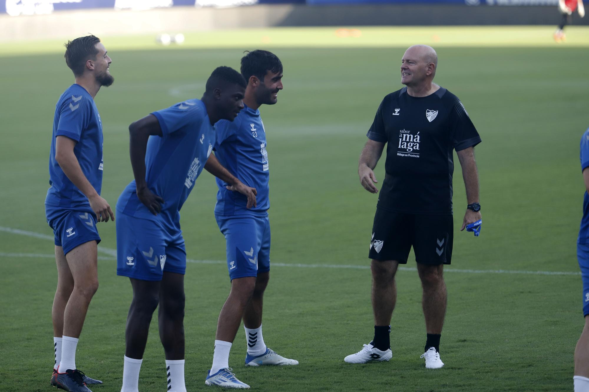 El primer entrenamiento de Pepe Mel como entrenador del Málaga CF, en imágenes