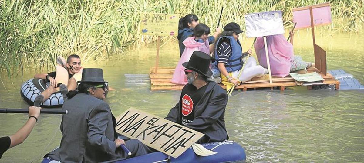 Bajada del Canal: A remojo pero con alegría