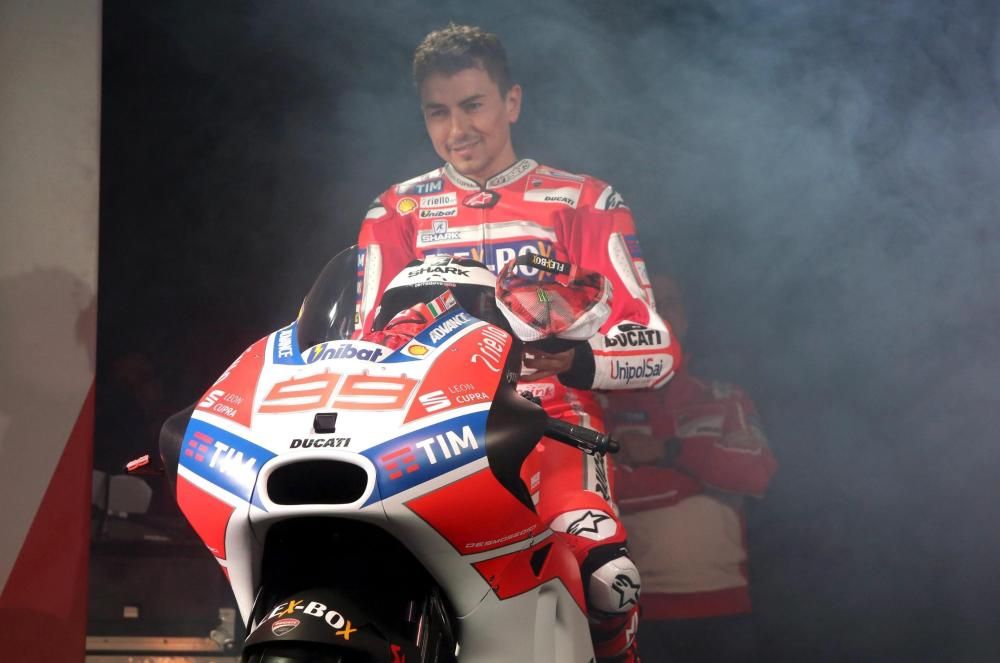 Jorge Lorenzo ya luce los colores de Ducati