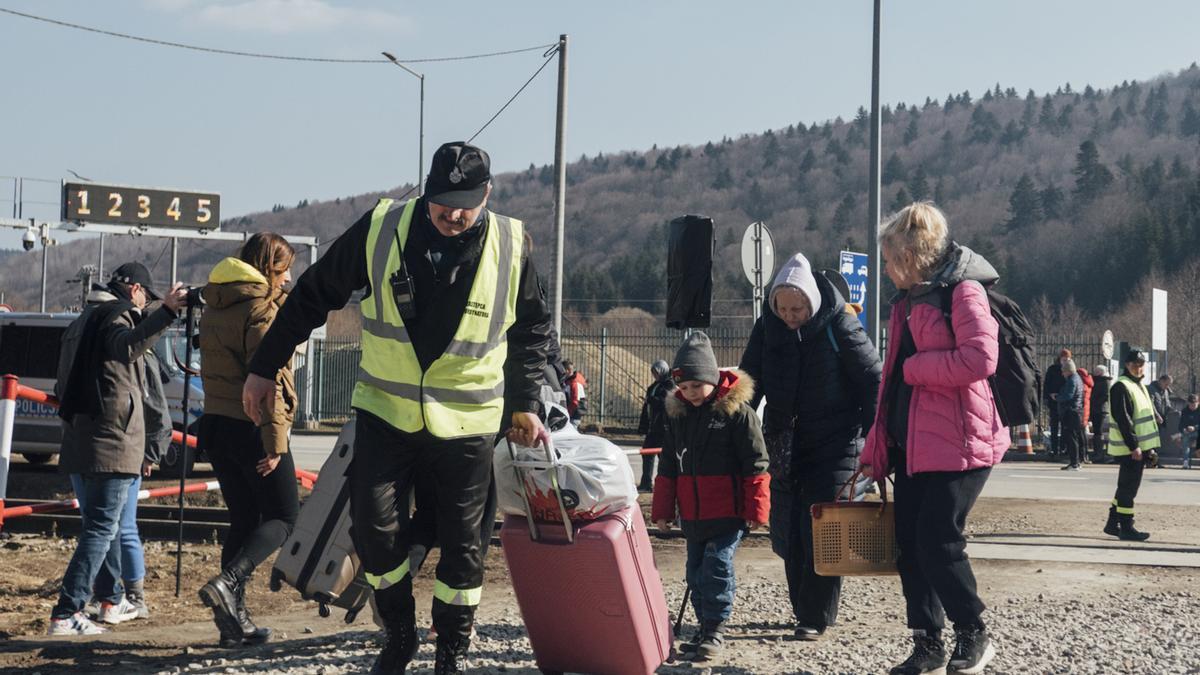 Refugiats ucraïnesos arribant a Polònia