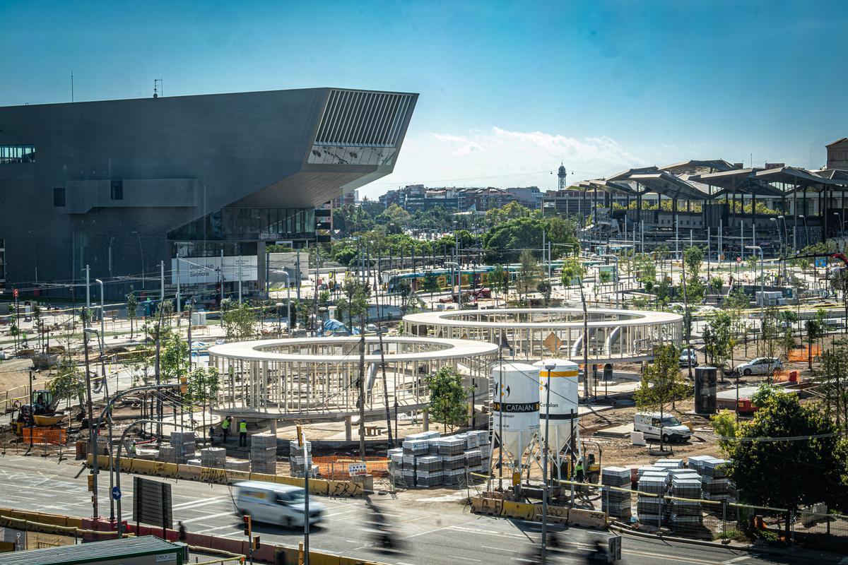 Els veïns de la zona de les Glòries puntuen la plaça amb un 7,5