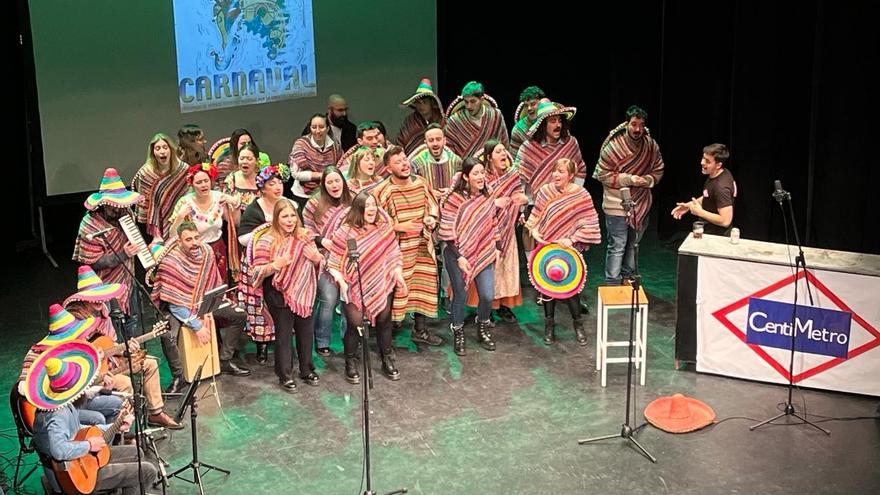 La murga Fuleros-Dindoneros, primer premio del concurso de coplas de Toro