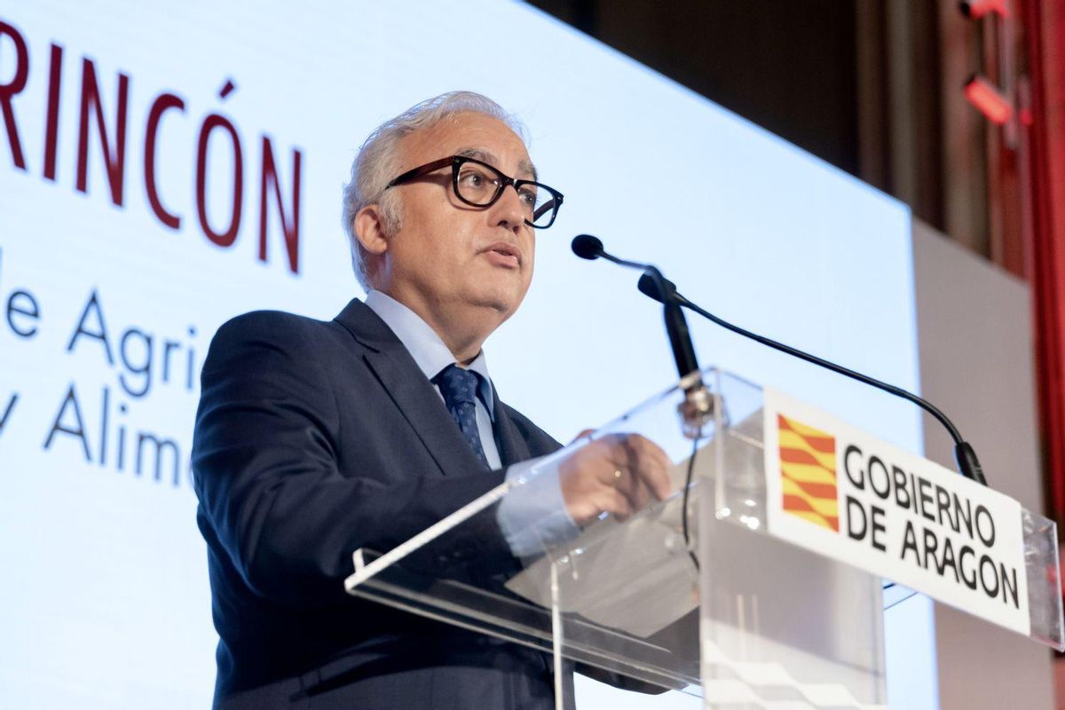 El consejero de Agricultura del Gobierno de Aragón, Javier Rincón, en la presentación de la nueva campaña.