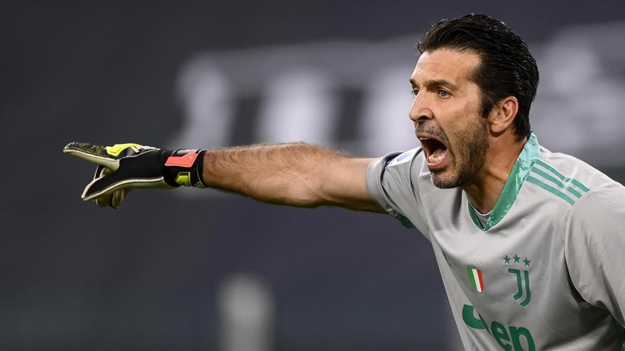 Buffon seguirá jugando hasta los 44 años