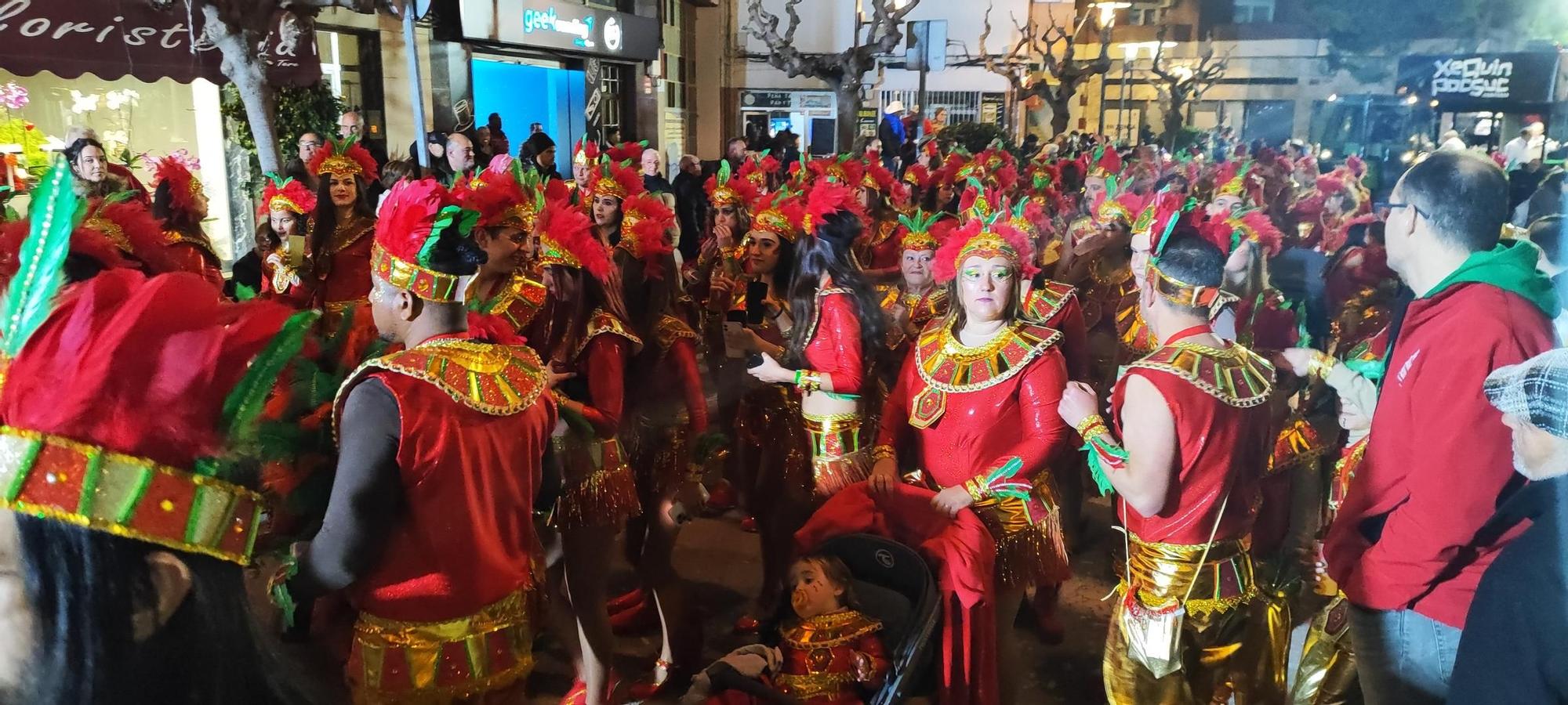 Macrogalería de fotos del segundo desfile del Carnaval de Vinaròs