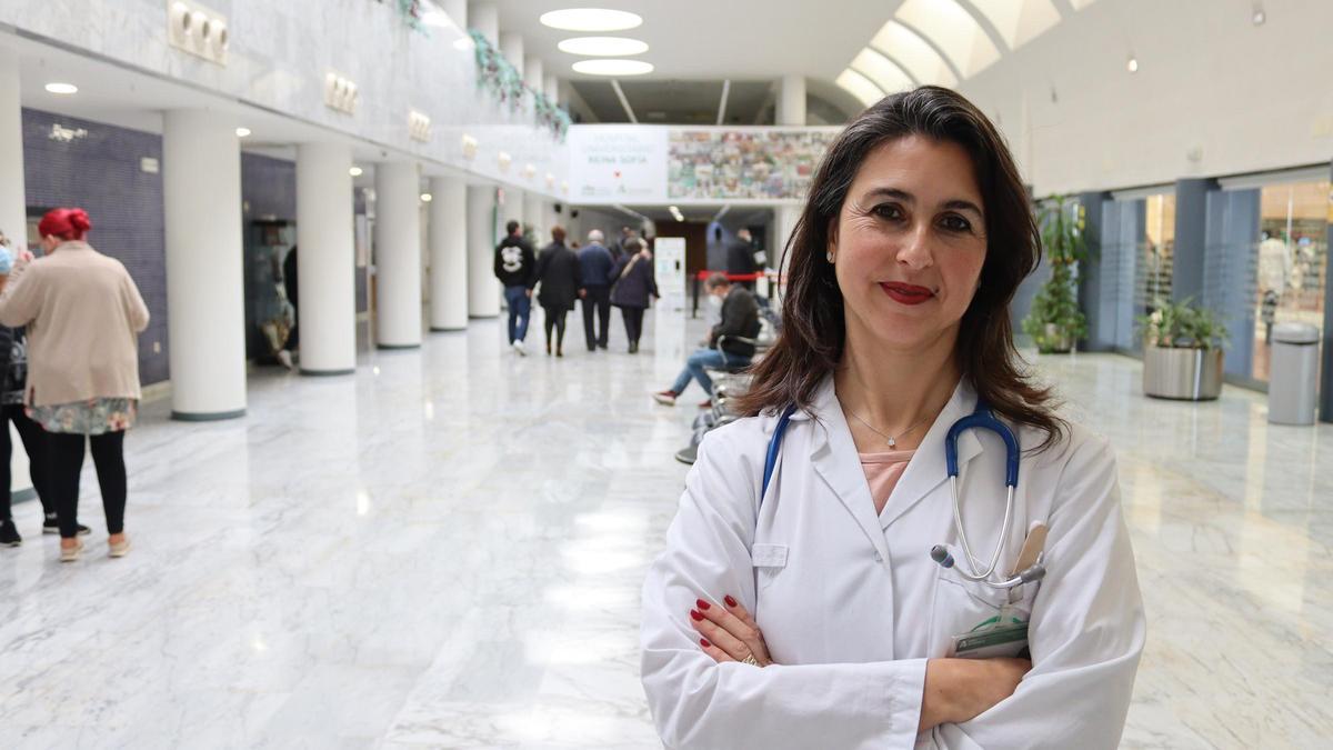 La pediatra Mercedes Gil-Campos, primera mujer catedrática de la UCO con vinculación al sistema sanitario en Córdoba.
