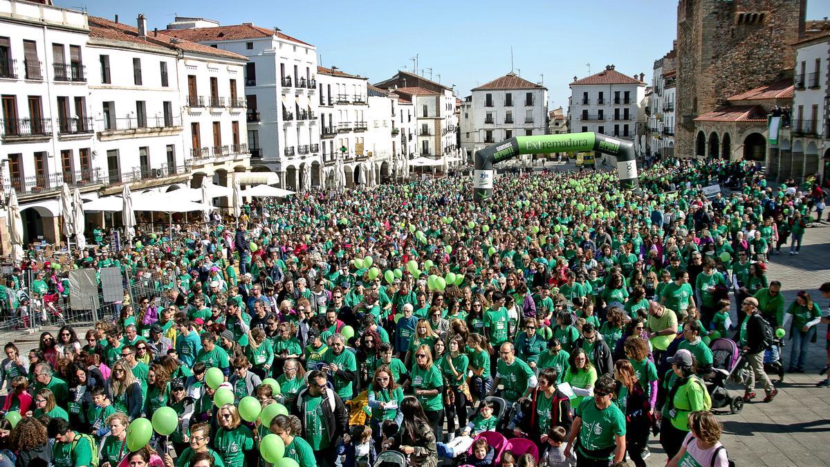 Imagen de una marcha verde contra el cáncer en una edición anterior.