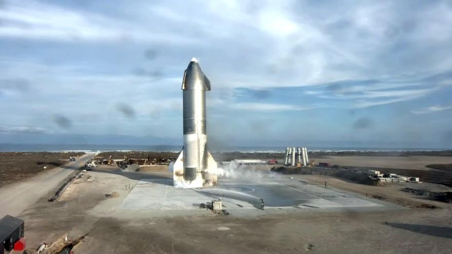 Explota el cohete de Space X tras aterrizar con éxito