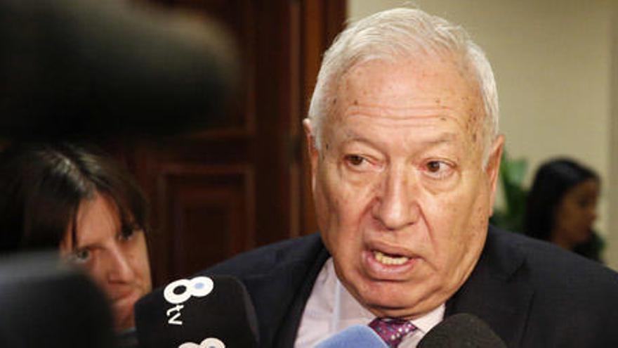 Margallo cree que si PSOE y C&#039;s no aceptan la oferta de Rajoy habrá elecciones