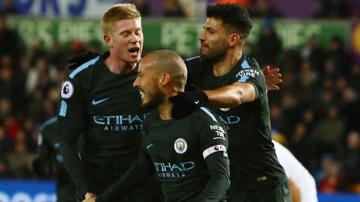 Silva y De Bruyne podrían jugar ante el Watford