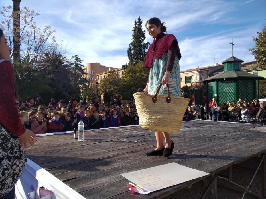 Celebración del Día de la Paz en Alcoy.