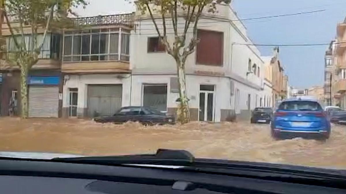 El tiempo en Mallorca | Graves inundaciones en domicilios y calles de Felanitx