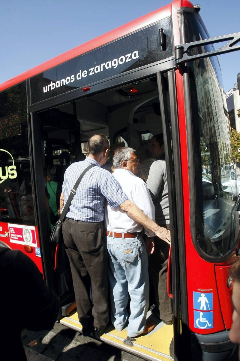 Fotogalería: Comienza la huelga del bus