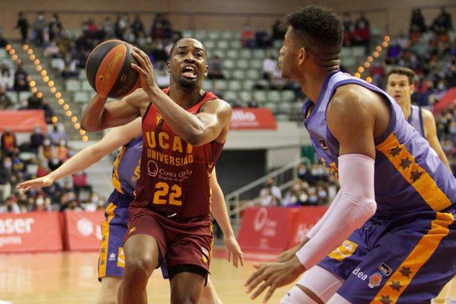 El UCAM cae en el Palacio ante el Valencia Basket (71-72)