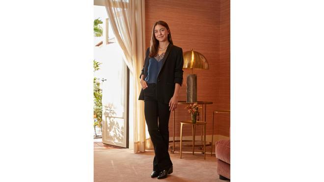 Sofía Santacreu en The Suites, el espacio reservado para el servicio de Personal Shopper, luciendo el conjunto que escogió para los premios Woman Sport.