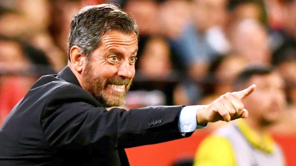 La misión de Quique Sánchez Flores es salvar al Alavés