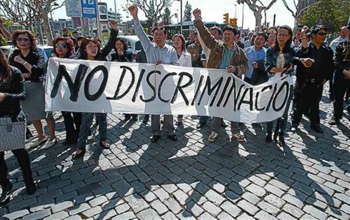 Protesta després del suïcidi del propietari del restaurant, a l’abril.