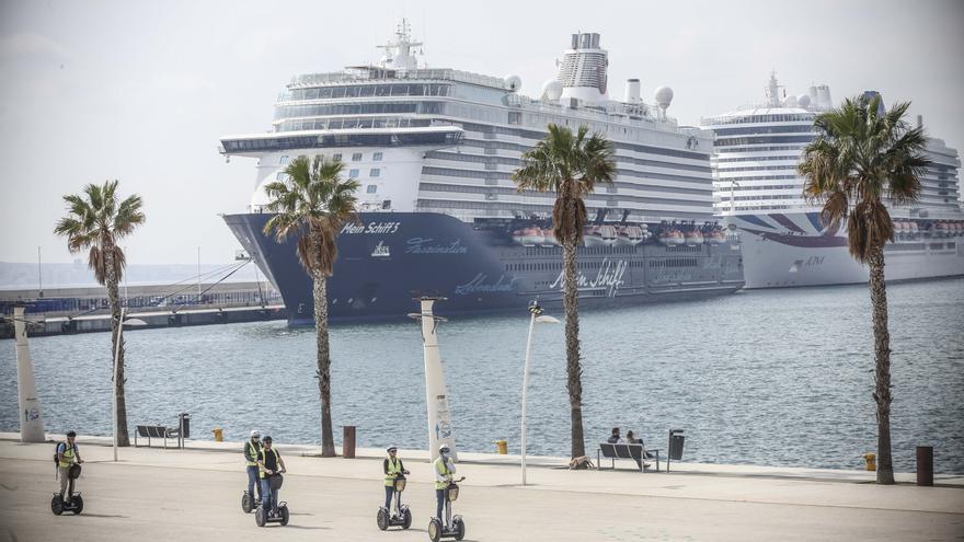 Alicante seguirá dos años más como puerto base de cruceros y programa 80 escalas para 2023