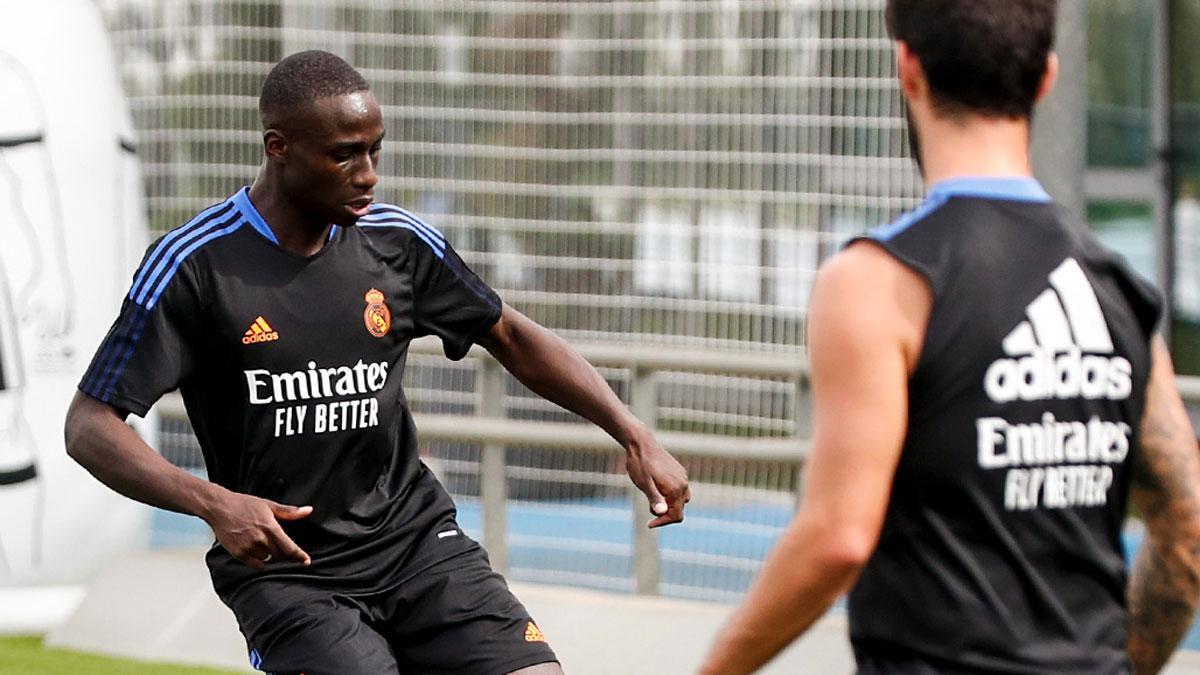 Mendy, durante un entrenamiento del Real Madrid