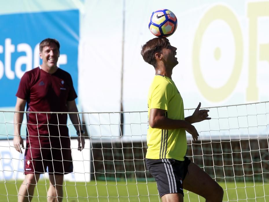 El Celta entrena en A Madroa // M.Canosa