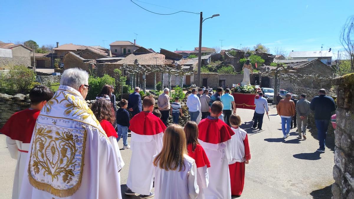 GALERÍA | Domingo de Resurrección en Mombuey