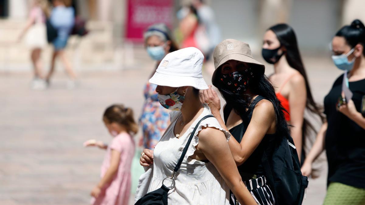 Aviso amarillo por altas temperaturas este domingo en todo el litoral malagueño