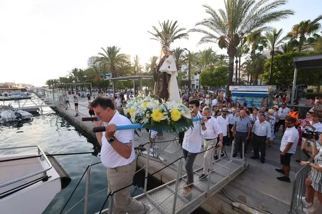 Veneración a la patrona de la gente del mar en Sant Antoni y Portinatx