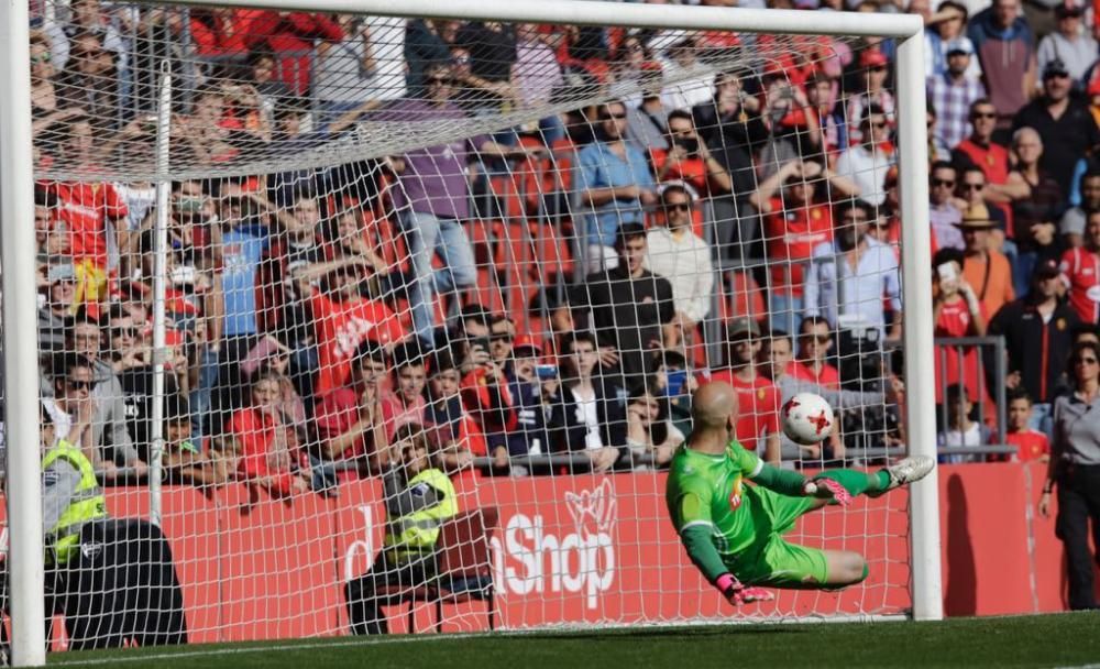 La derrota del Elche ante el Mallorca en imágenes