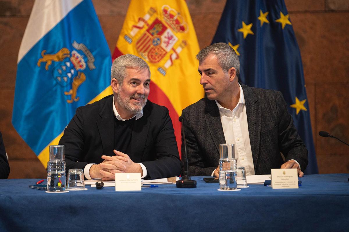 Reunión de Fernando Clavijo con la Fecai y Fecam para el Decreto Canarias