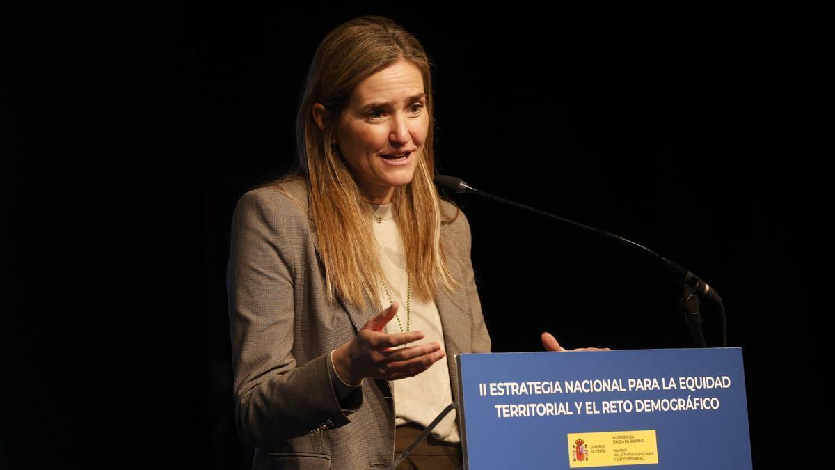 La ministra Aagesen, en Infiesto: “El medio rural se está transformando, los pueblos atraen a gente y un 10% ya son inmigrantes”