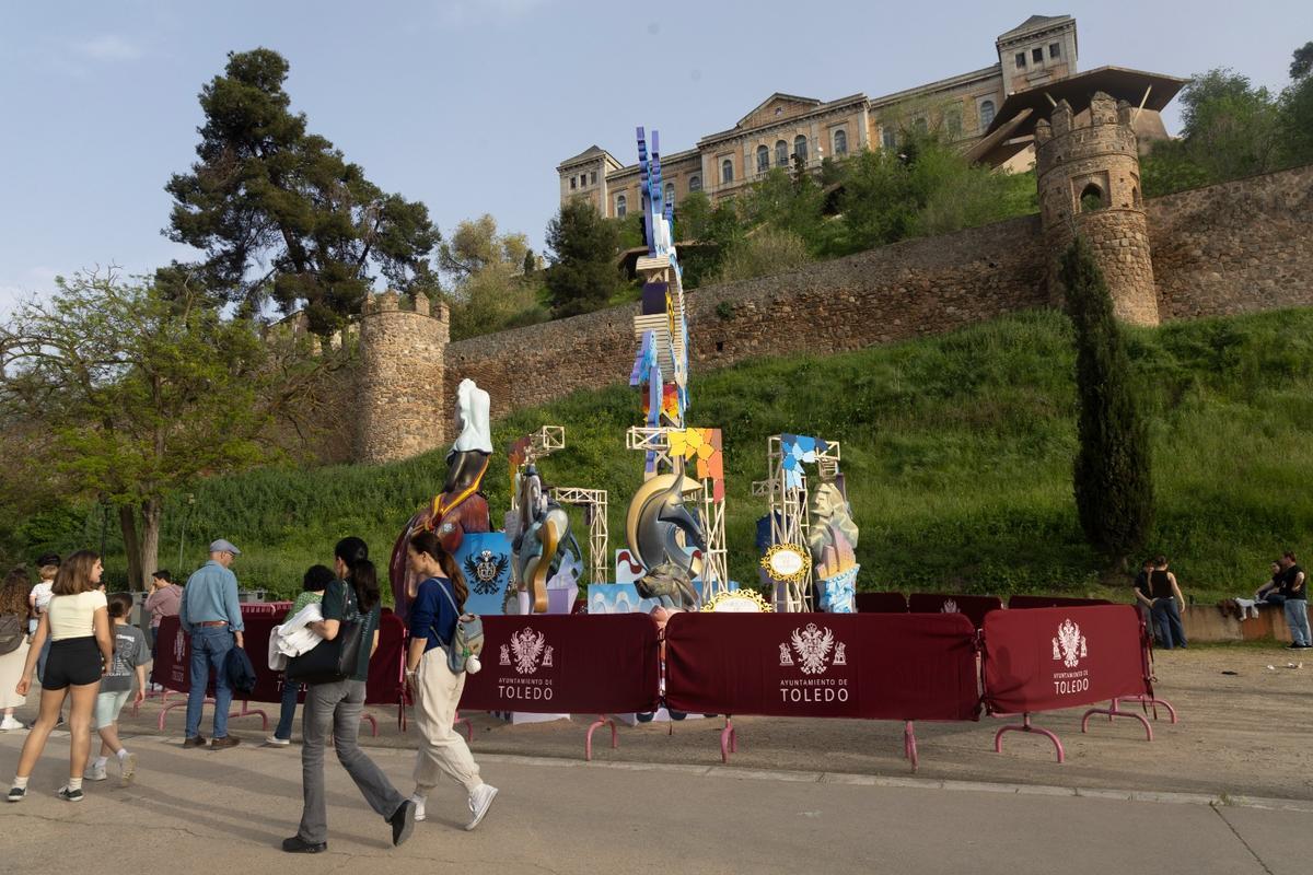 Las Hogueras se plantan en Toledo: así es el monumento de José Manuel García Esquiva “Pachi” para promocionar la Festa Las Hogueras se plantan en Toledo: así es el monumento de José Manuel García Esquiva “Pachi” para promocionar la Festa