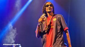 Snoop Dogg, raper nord-americà, actuant amb la samarreta del FC Barcelona. BARCELONA. 06.07.2013